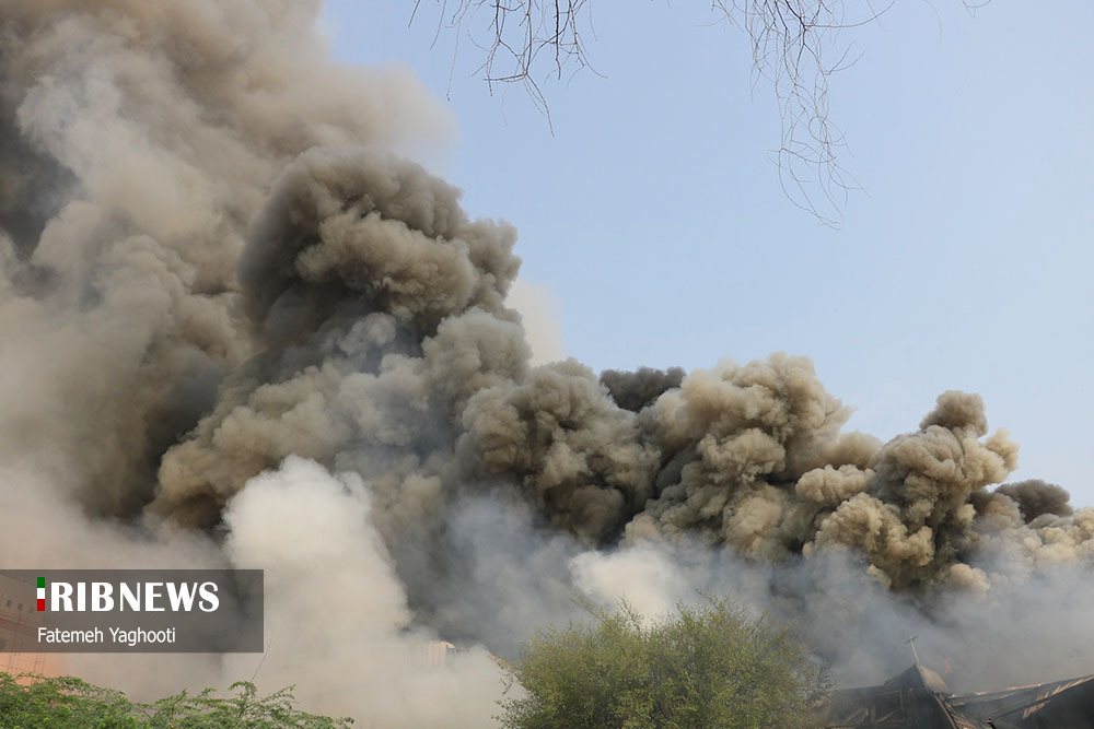 یک جرقه و یک خروار ویرانی