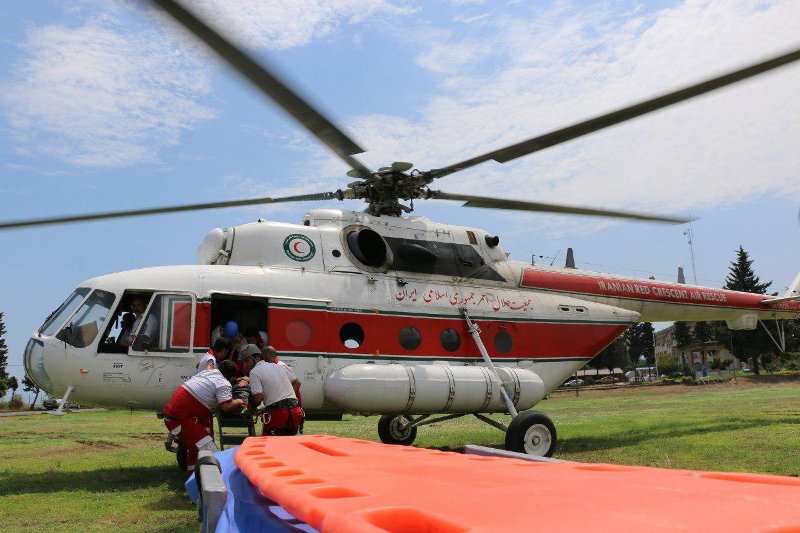 نجات بانوی باردار ایذه ای توسط امدادگران هوایی نجات بانوی باردار ایذه ای توسط امدادگران هوایی