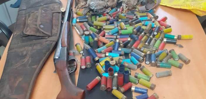 دستگیری دو شکارچی غیر مجاز دستگیری دو شکارچی غیر مجاز