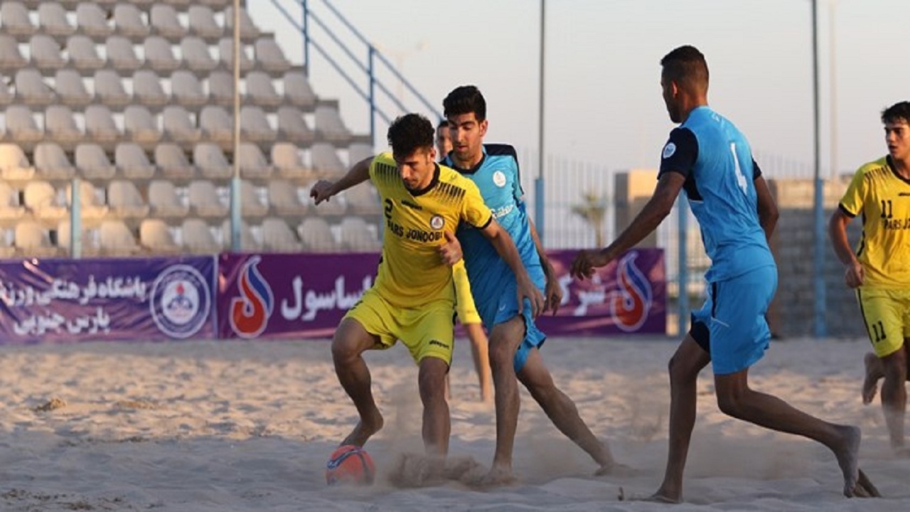 پارس جنوبی فرش حداد اصفهان را گلباران کرد پارس جنوبی فرش حداد اصفهان را گلباران کرد