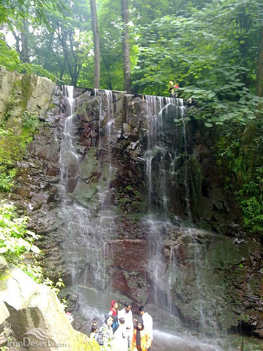 آشنایی با آبشار لونک گیلان