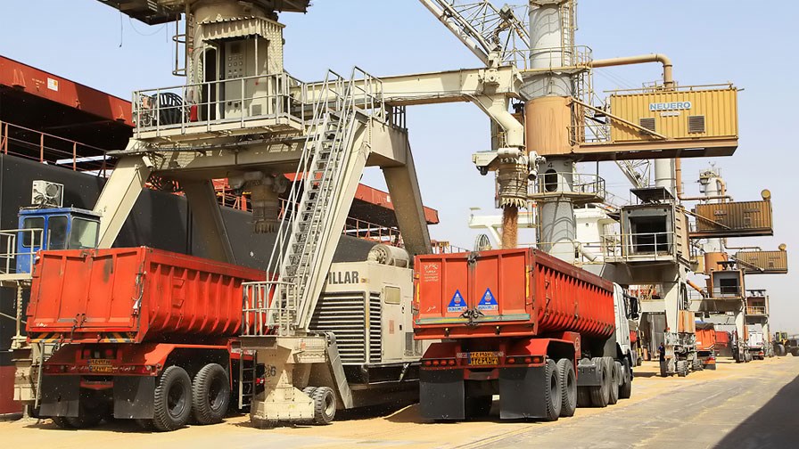 ارتقا توان چهار پست اسکله در بندر امام خمینی ره ارتقا توان چهار پست اسکله در بندر امام خمینی ره