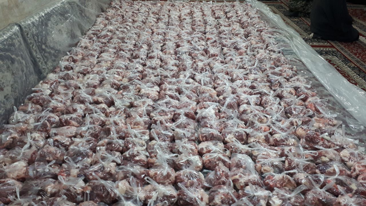 ذبح 40 راس گوسفند و توزیع گوشت میان نیازمندان در خوشاب