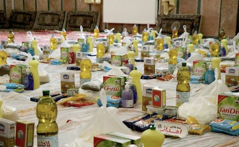 توزیع ۳۰۰ بسته مومنانه در پارسیان