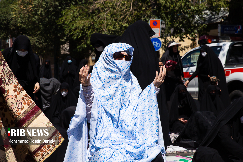 عزاداری و نماز روز عاشورا در قزوین