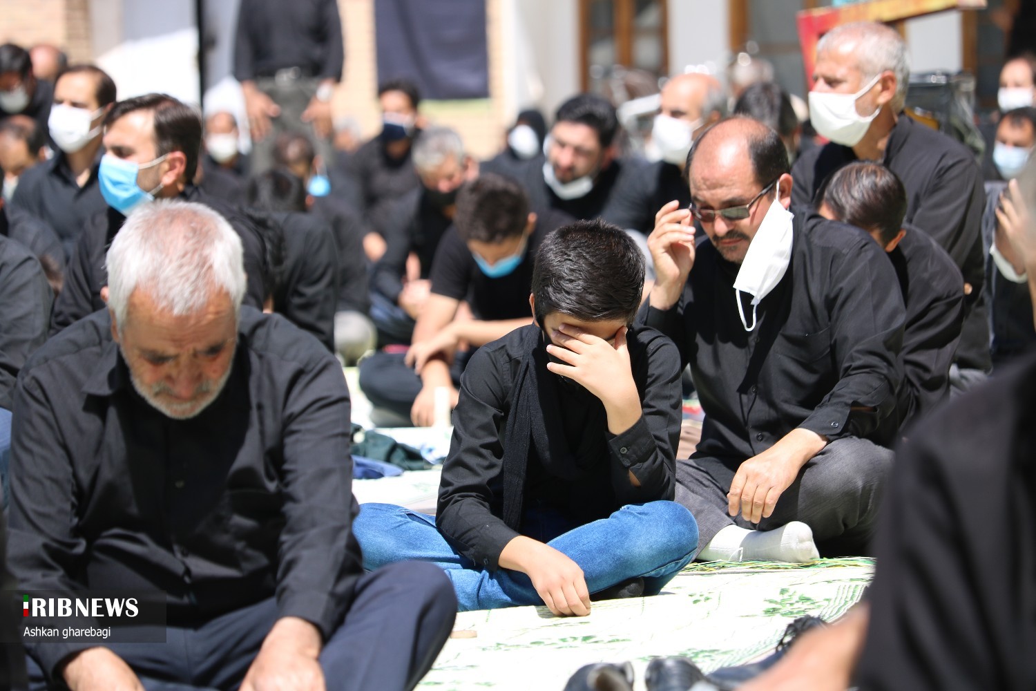 عزاداری و نماز روز عاشورا در زنجان