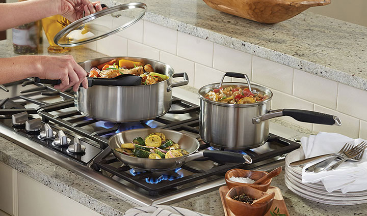 چه چیزهایی بخوریم تا شر کرونا کم شود؟