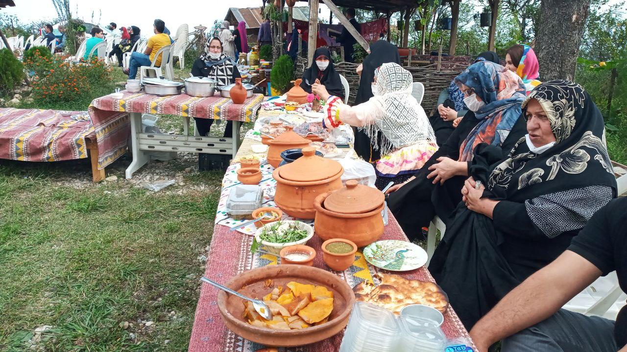 اقامتگاه بوم گردی تش کله رامسر میزبان سر آشپزهای کدبانو