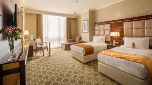 خسارت 550 میلیاردریالی کرونا به گردشگری شهر قلمدانهای مرصع خسارت 550 میلیاردریالی کرونا به گردشگری شهر قلمدانهای مرصع