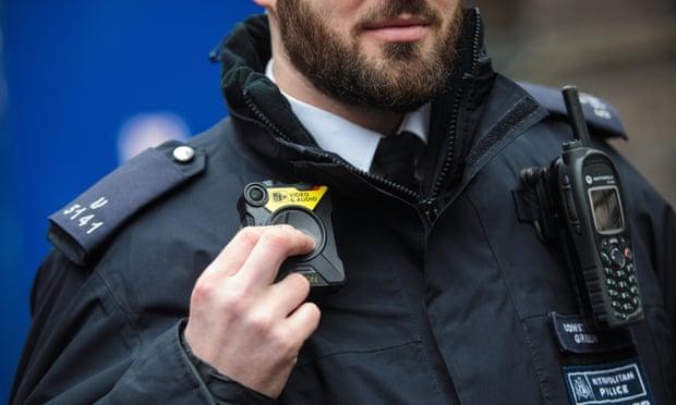 کشته شدن افسر پلیس در پاسگاهی در لندن کشته شدن افسر پلیس در پاسگاهی در لندن