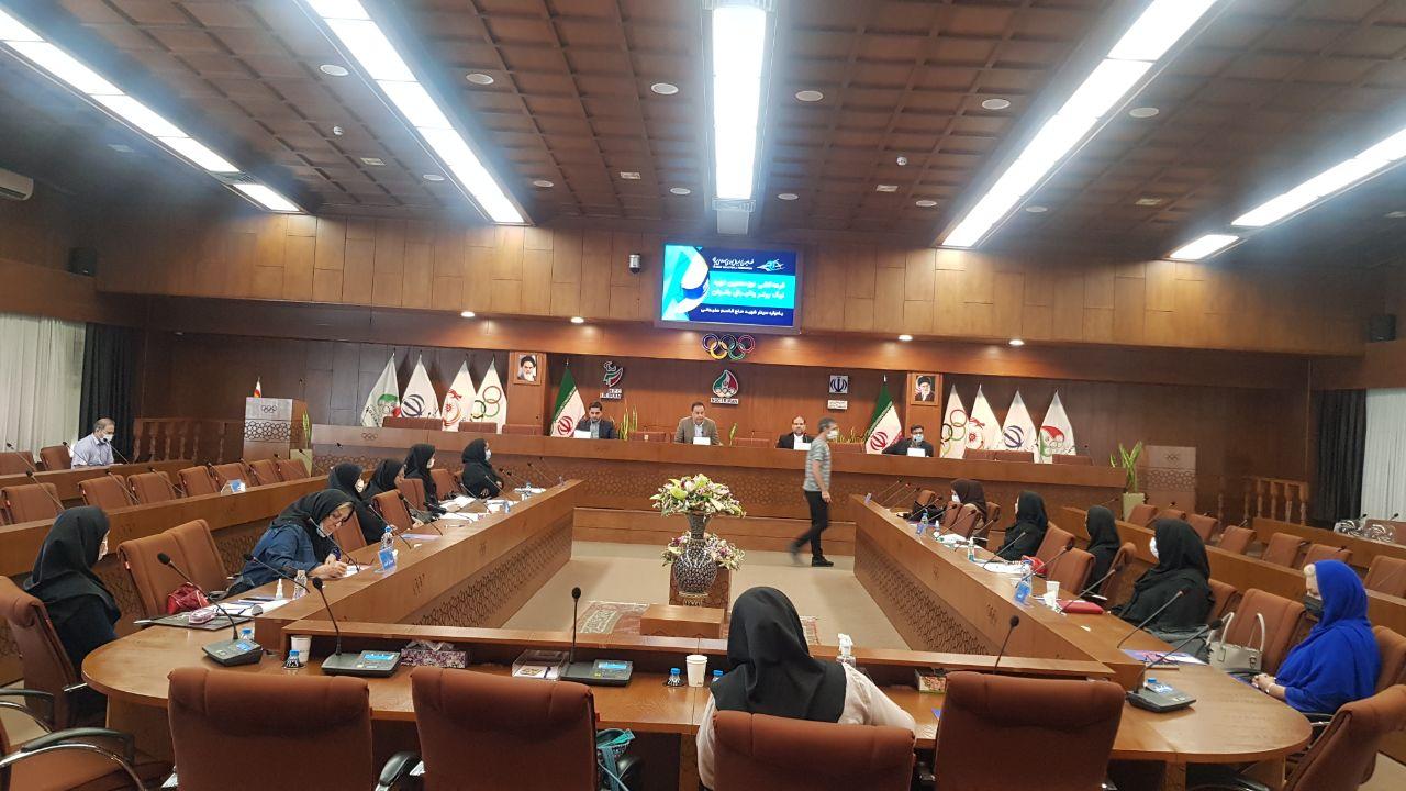برگزاری قرعه کشی لیگ برتر والیبال بانوان برگزاری قرعه کشی لیگ برتر والیبال بانوان