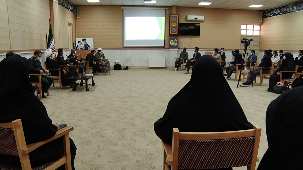 دیداردانش آموزان بسیجی استان با نماینده، ولی فقیه در استان زنجان دیداردانش آموزان بسیجی استان با نماینده، ولی فقیه در استان زنجان