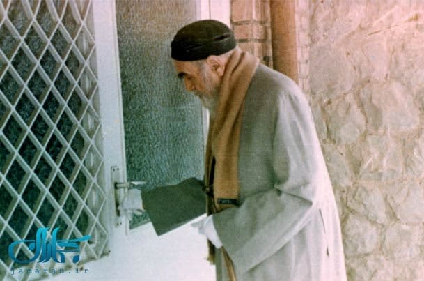 تقویم تاریخ؛ از تولد نبی اکرم تا تسخیر لانه جاسوسی