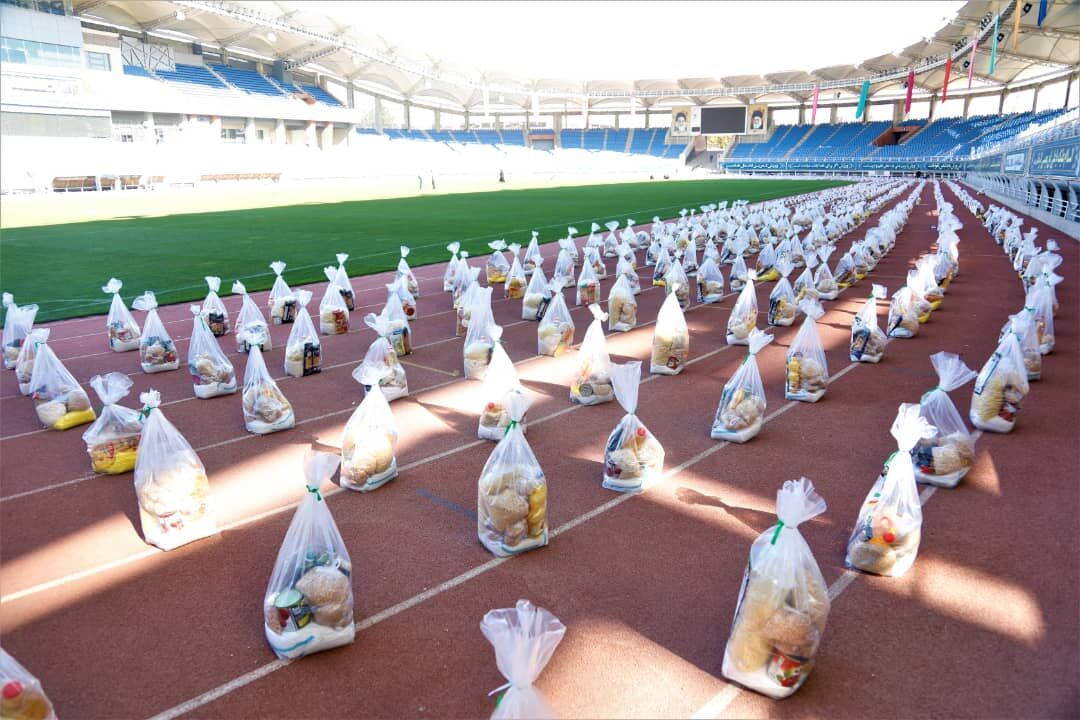 توزیع پنج هزار بسته غذایی در مشهد مقدس توزیع پنج هزار بسته غذایی در مشهد مقدس