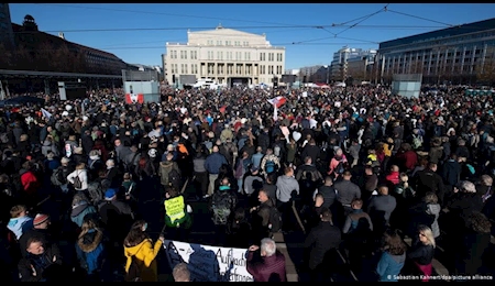 تجمع خشونت بار نئونازی‌ها در شهر لایپزیگ آلمان