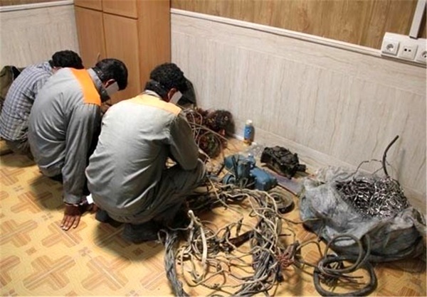 دستگیری باند ۳ نفره سارقان سیم برق در گلپایگان