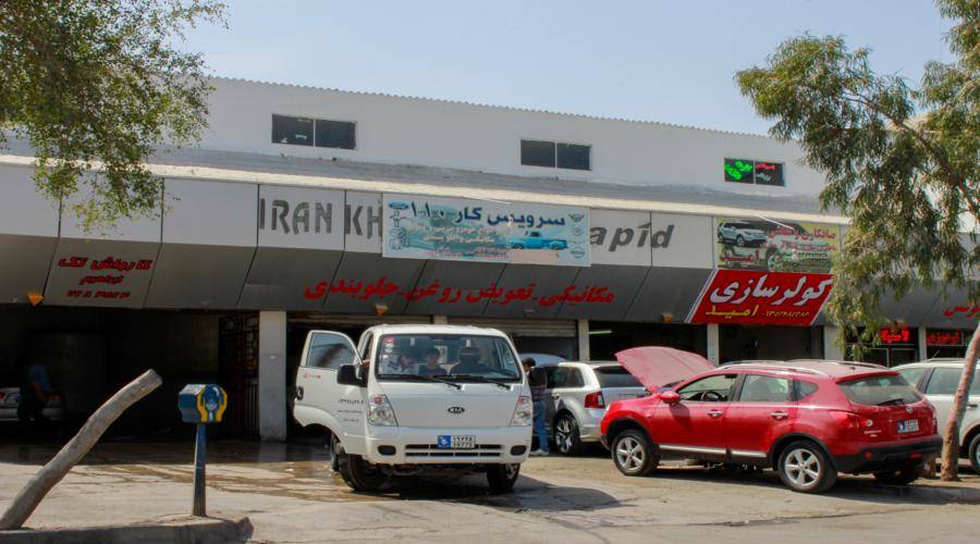واردات خودرو به مناطق آزاد؛ شاید وقتی دیگر! واردات خودرو به مناطق آزاد؛ شاید وقتی دیگر!