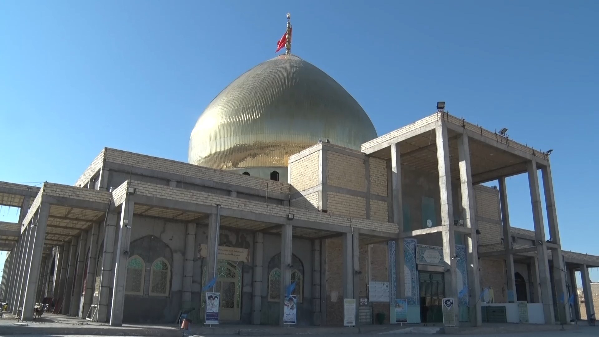 بهره برداری از پارکینگ هشت هزار متری امامزاده قاسم آران و بیدگل بهره برداری از پارکینگ هشت هزار متری امامزاده قاسم آران و بیدگل