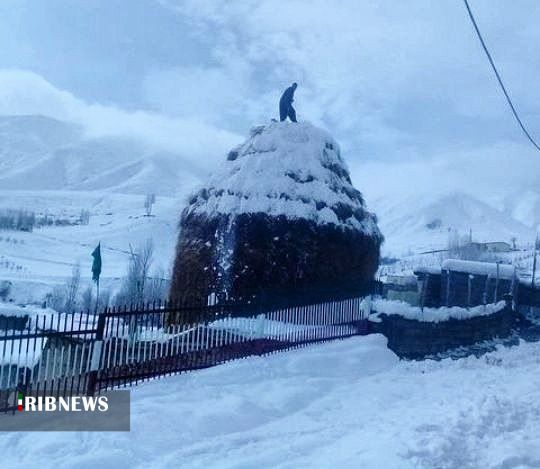 برف و یخبندان در راه زنجان