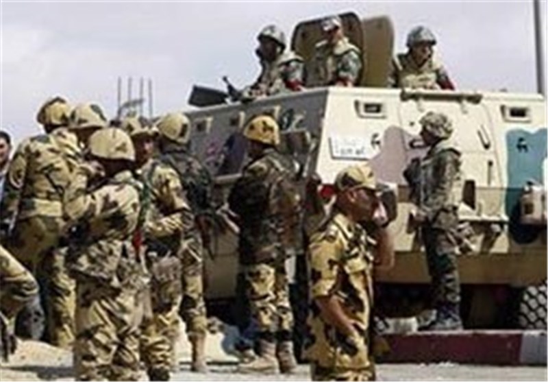 کشته یا زخمی شدن ۶ نظامی در مصر کشته یا زخمی شدن ۶ نظامی در مصر