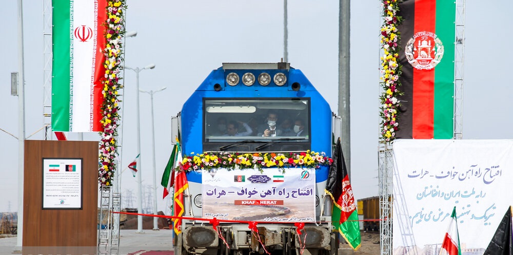 توسعه ایران در گرو رشد همسایگان