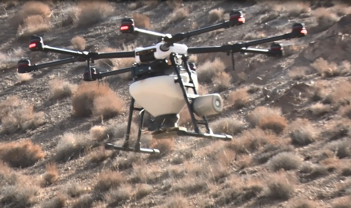 آغاز بذرپاشی از طریق پهپاد در اراضی کوهستانی میبد آغاز بذرپاشی از طریق پهپاد در اراضی کوهستانی میبد