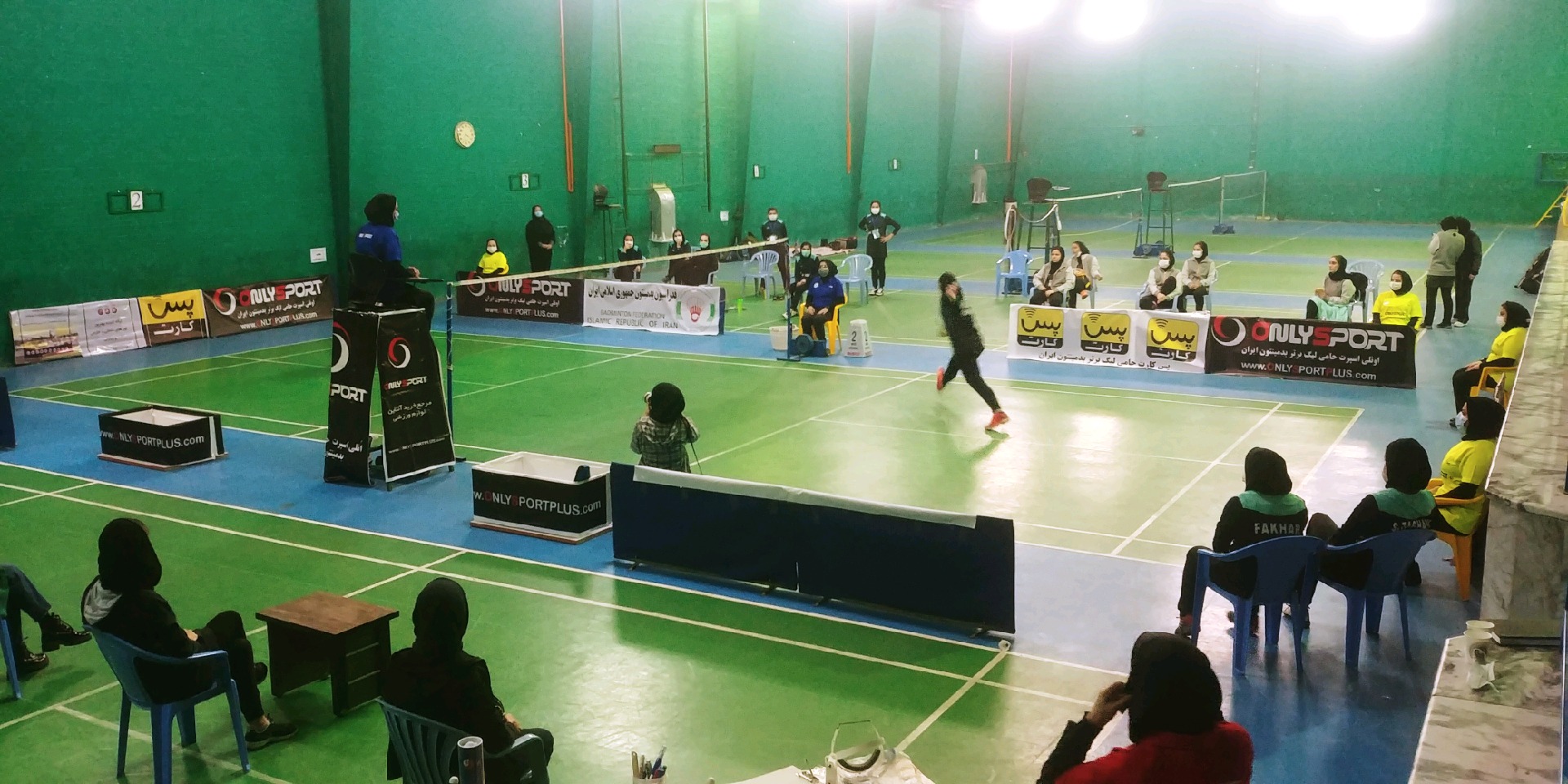 دختران بدمینتون باز مشهدی؛ مغلوب مهمان تهرانی دختران بدمینتون باز مشهدی؛ مغلوب مهمان تهرانی