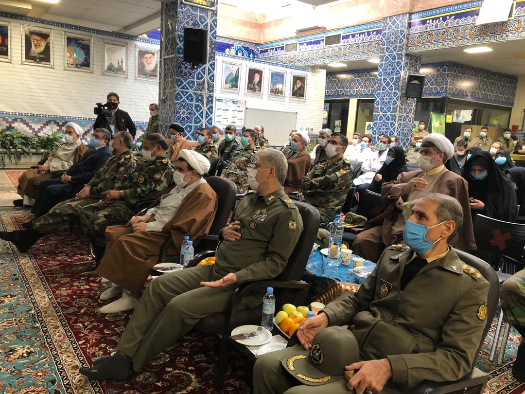 تجلیل از کادر درمان مراکز درمانی نیروی زمینی ارتش در مشهد