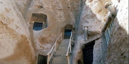 شگفت انگیزترین روستای صخرهای جهان شگفت انگیزترین روستای صخرهای جهان