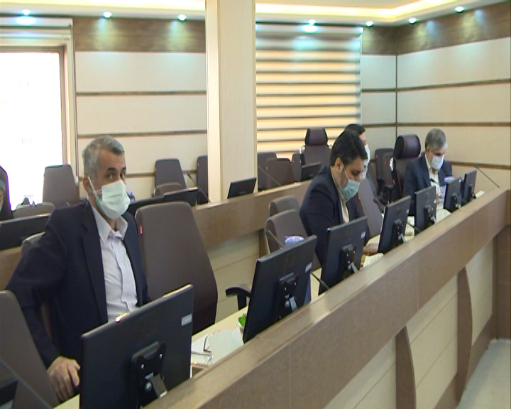 کاندیدای قانون گریز صلاحیت ورود به شورا و مجلس را ندارد. کاندیدای قانون گریز صلاحیت ورود به شورا و مجلس را ندارد.