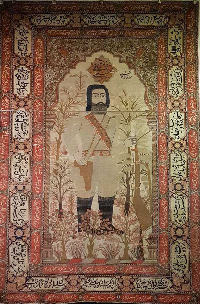 آشنایی با موزه فرش ایران