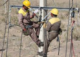 بهره برداری از سه طرح برق رسانی در استان