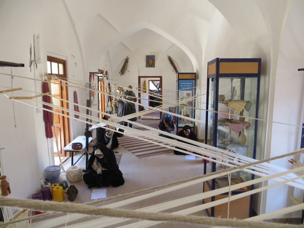 ثبت ۳ هزار مجوز گواهی مهارتی صنایعدستی در بیرجند ثبت ۳ هزار مجوز گواهی مهارتی صنایعدستی در بیرجند