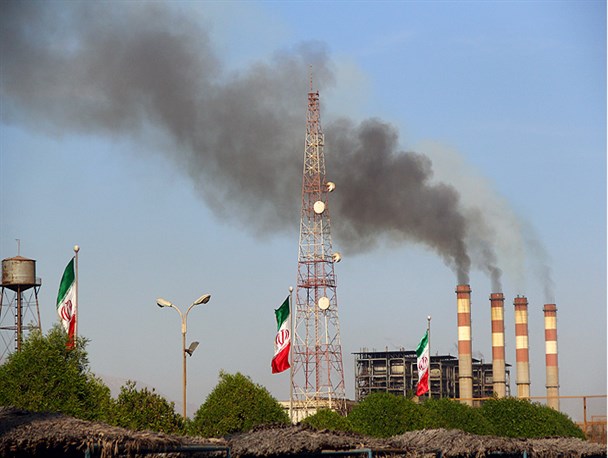 جولان آلاینده های صنعتی در هوای اهواز جولان آلاینده های صنعتی در هوای اهواز