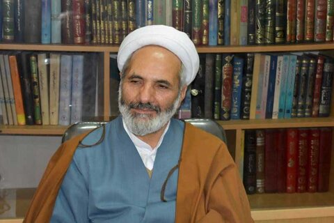 تکریم ارباب رجوع ر اولویت مسئولان قرار گیرد تکریم ارباب رجوع ر اولویت مسئولان قرار گیرد