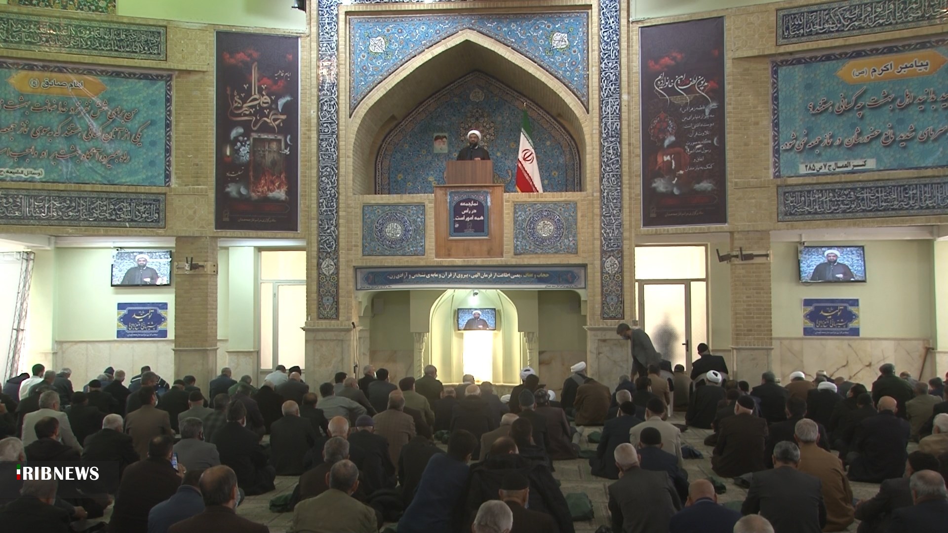 تاکید خطیب جمعه همدان بر رفع و اصلاح قوانین اقتصادی تورم زا