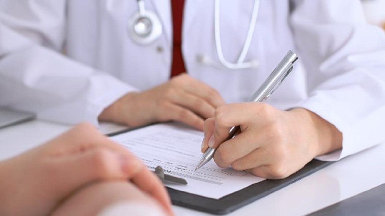 ویزیت پزشکی رایگان، هدیه کاروان سلامت برای نیازمندان