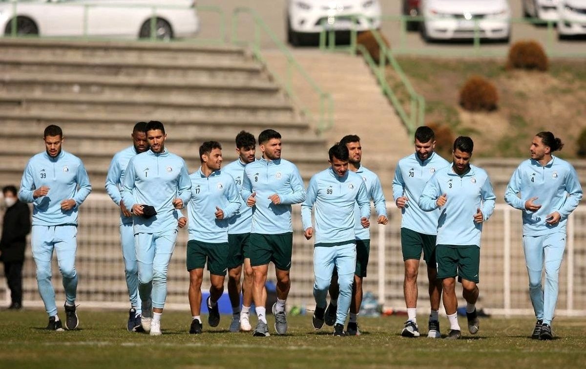 کرونا تمرین استقلال را تعطیل کرد