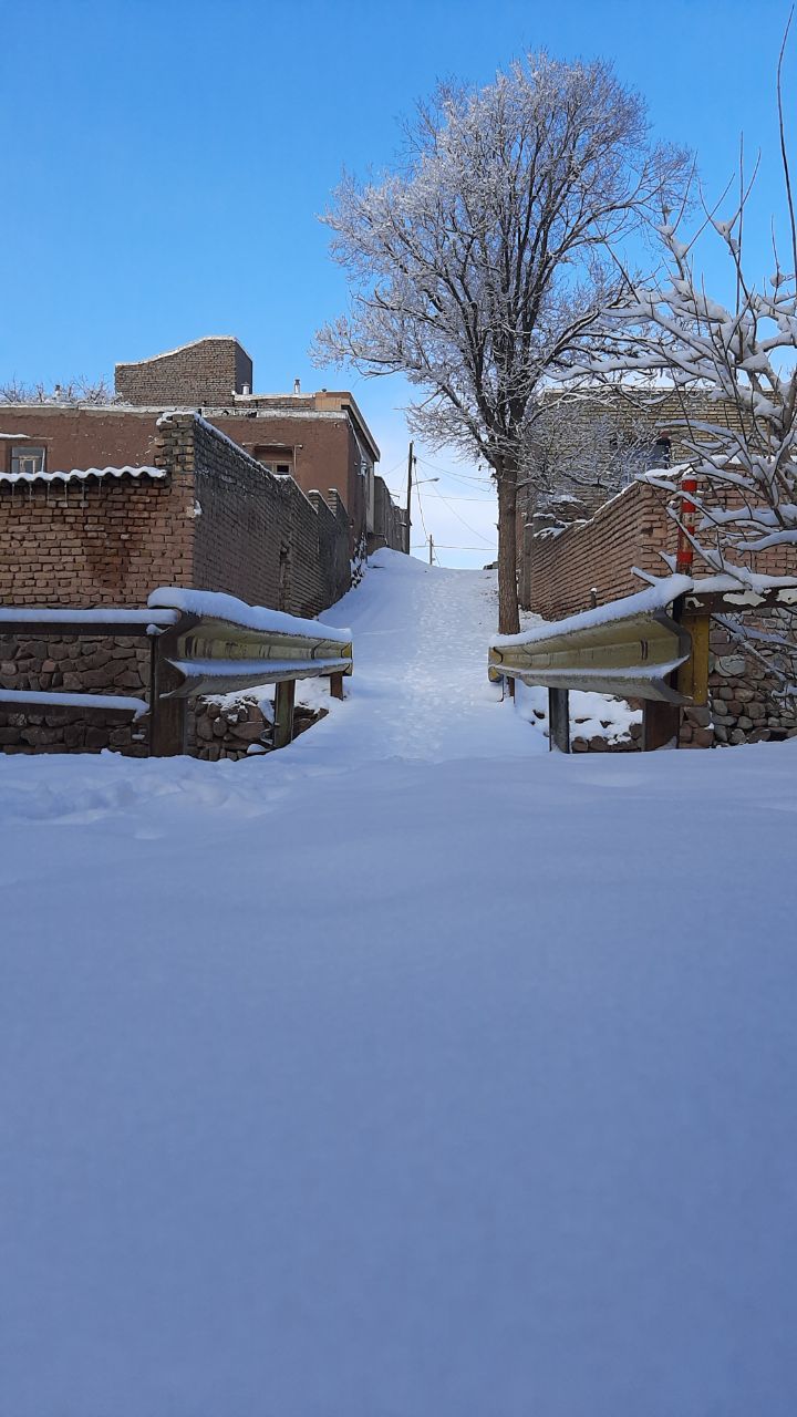 بارش برف در بخش رخ