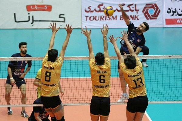 تیم مقاومت شهداب به صدرنشین هم رحم نکرد