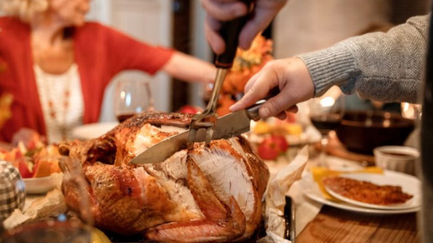 شرکت در دورهمی‌های مراسم شکرگزاری بسیار نگران کننده است