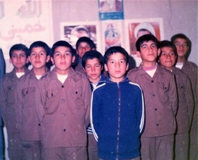 دهه فجر و خاطرات یک دانش آموز دهه 60 دهه فجر و خاطرات یک دانش آموز دهه 60