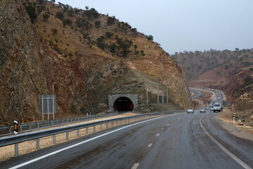 مسیر‌های جدید جاده هراز پیش از سفر‌های نوروزی زیر بار ترافیک