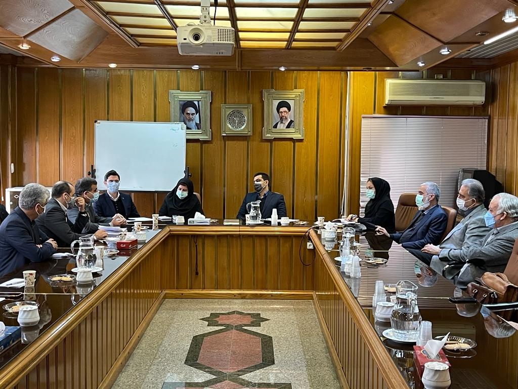 ضرورت تسهیل فرآیند تولید و پشتیبانی از صنعت