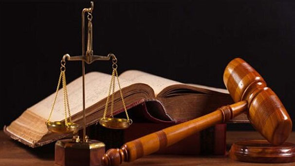 عامل قاچاق موتور سیکلت در دام تعزیرات حکومتی قزوین عامل قاچاق موتور سیکلت در دام تعزیرات حکومتی قزوین