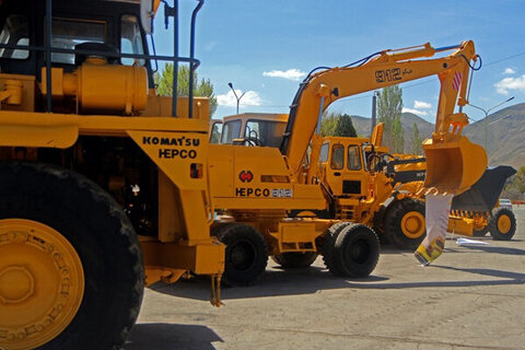 ۵۰۰ دستگاه ماشین آلات راهسازی، نیازحمل و نقل جاده‌ای