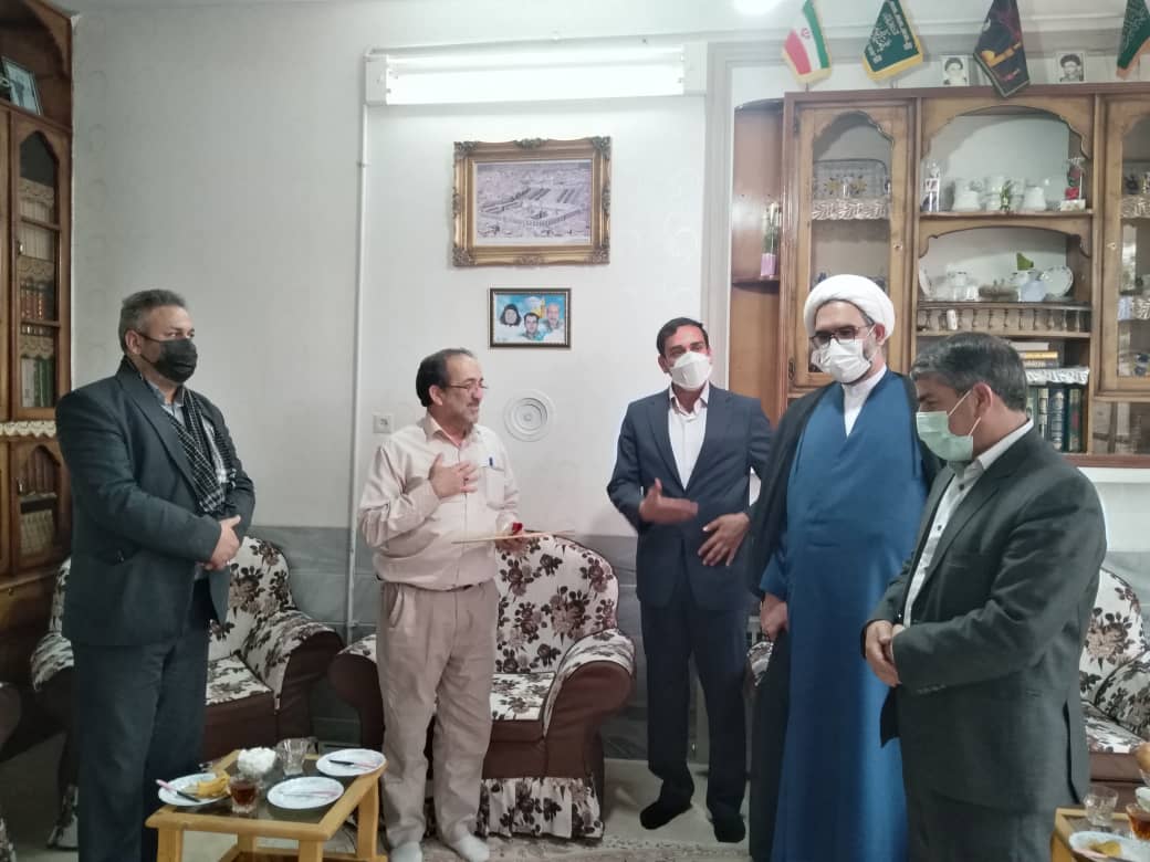 ابلاغ سلام رهبری به جانبازان مهریزی ابلاغ سلام رهبری به جانبازان مهریزی