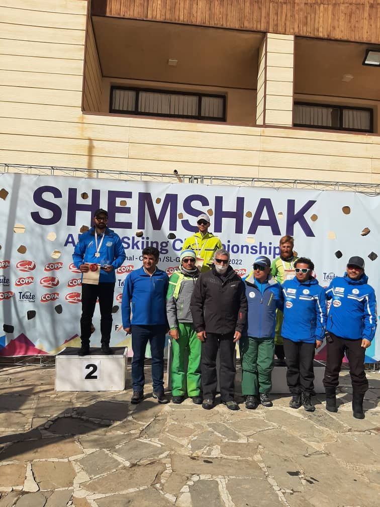 هفت نشان ملی بر گردن اسکی بازان اصفهانی