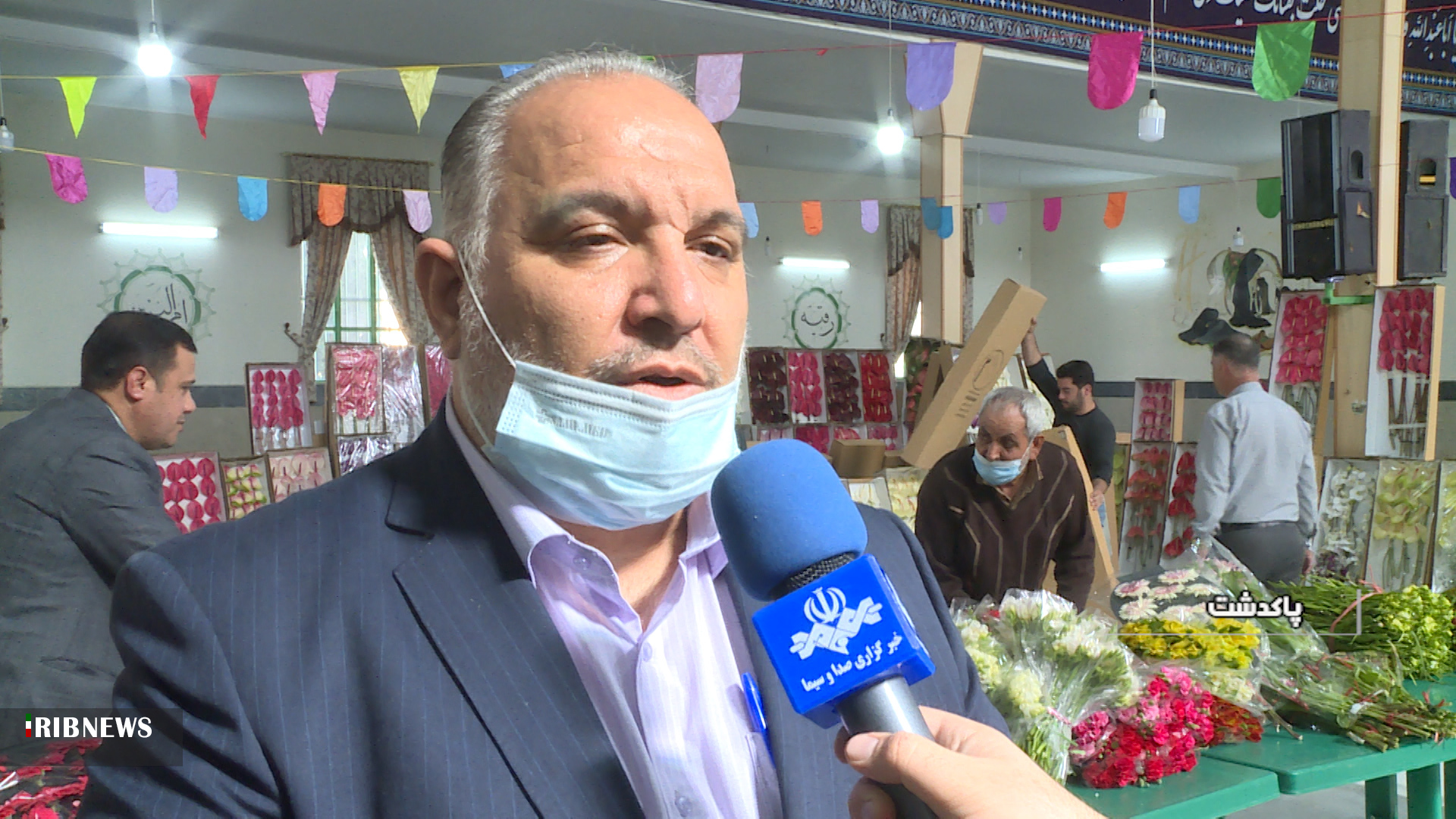 مسجد مقدس جمکران با گل&zwnj;های پاکدشت گل ارایی می&zwnj;شود