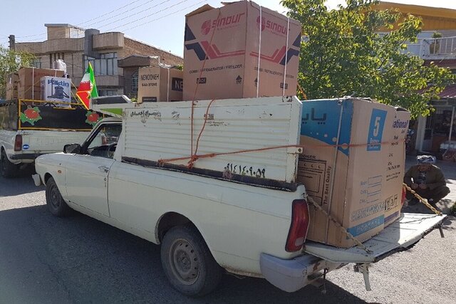 تامین جهیزیه نوعروسان نیازمند مهرانی